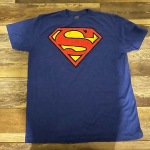 Men’s Superman Tee size large